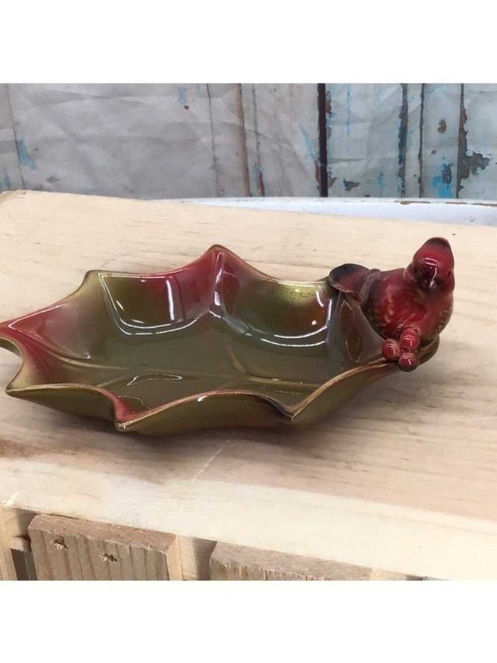 Ceramic Leaf-Shaped Trinket Dish With Red Bird Accent 7"x5" Multicolor Decorativ